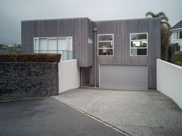Driveway Entrance Repair in Aurora