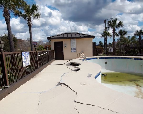 Cracked Patio Repair in Aurora